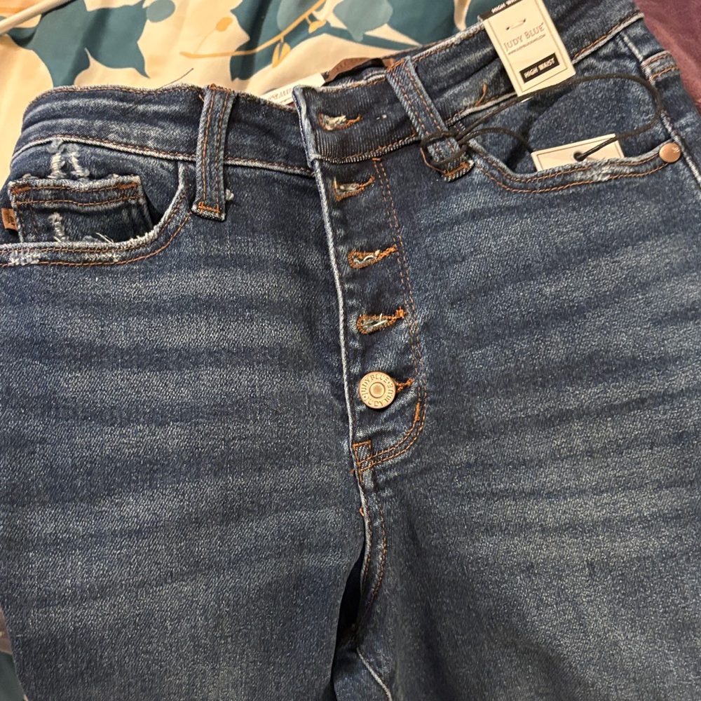 Women's Blue Jeans - Picture 3 of 9